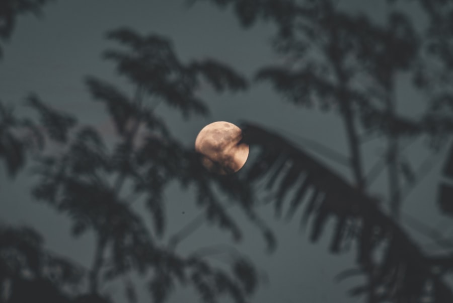 Photo moon destroyed