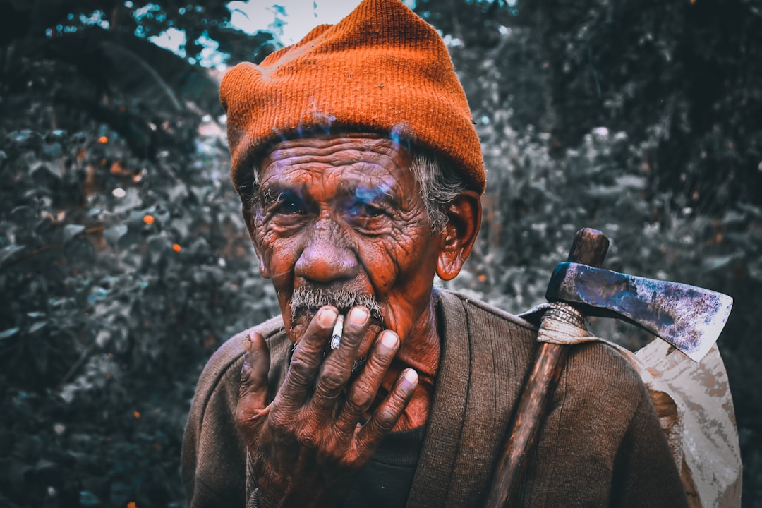 Photo saddam hussein wealth