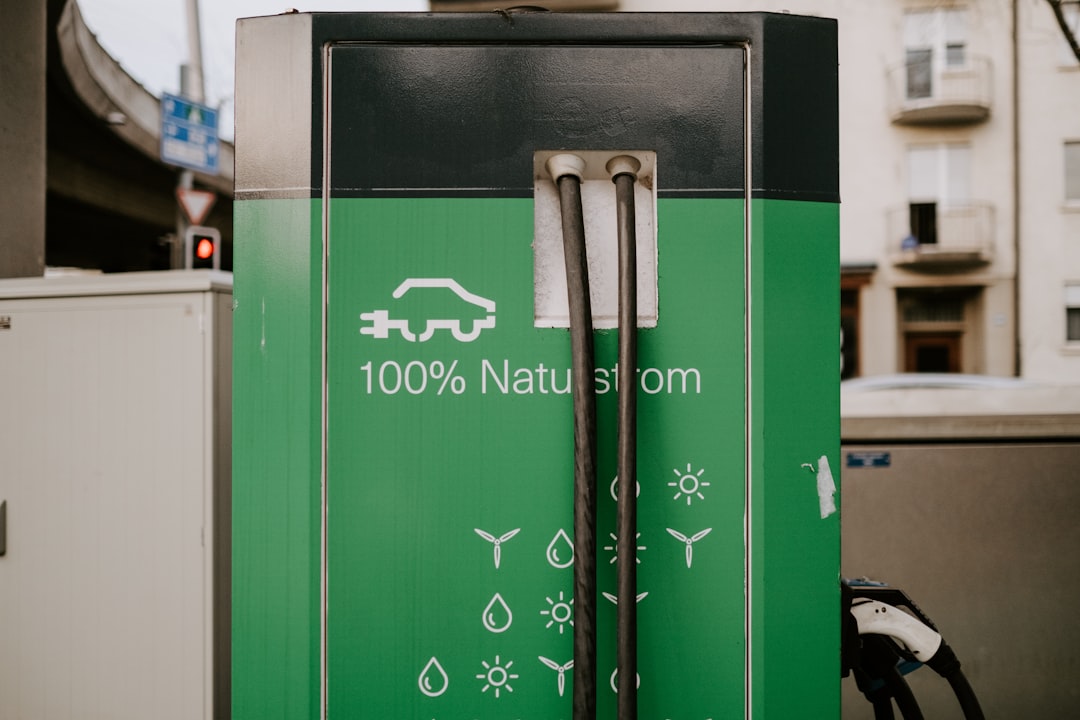 Photo petrodollar recycling