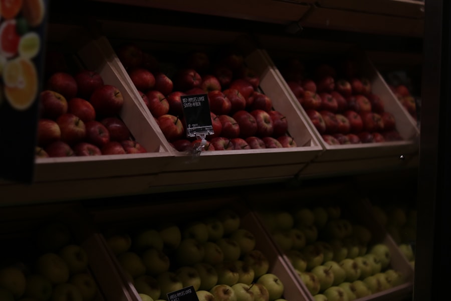 grocery store apples