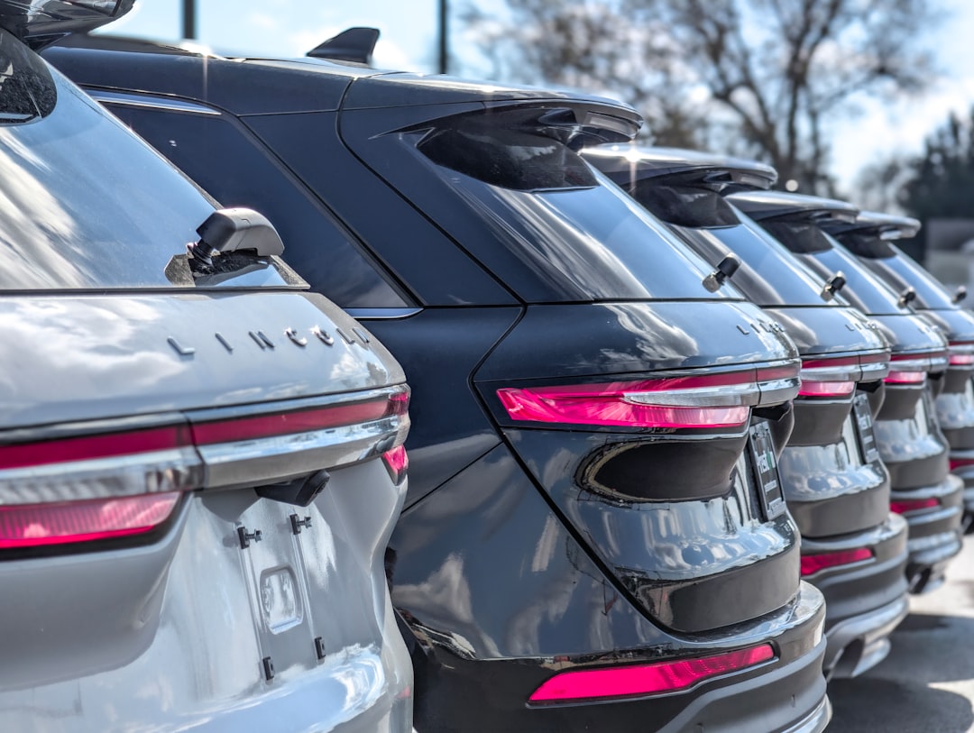 Photo car dealership financing