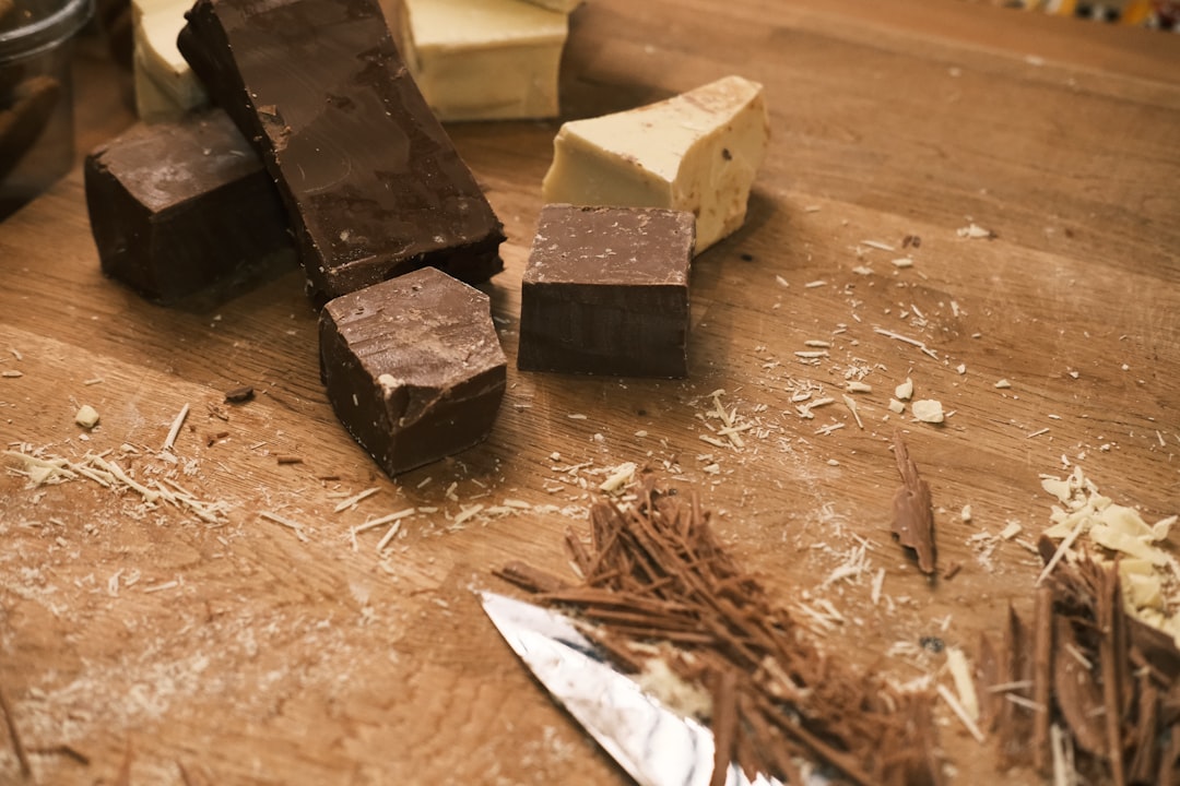 Photo detect lead in dark chocolate