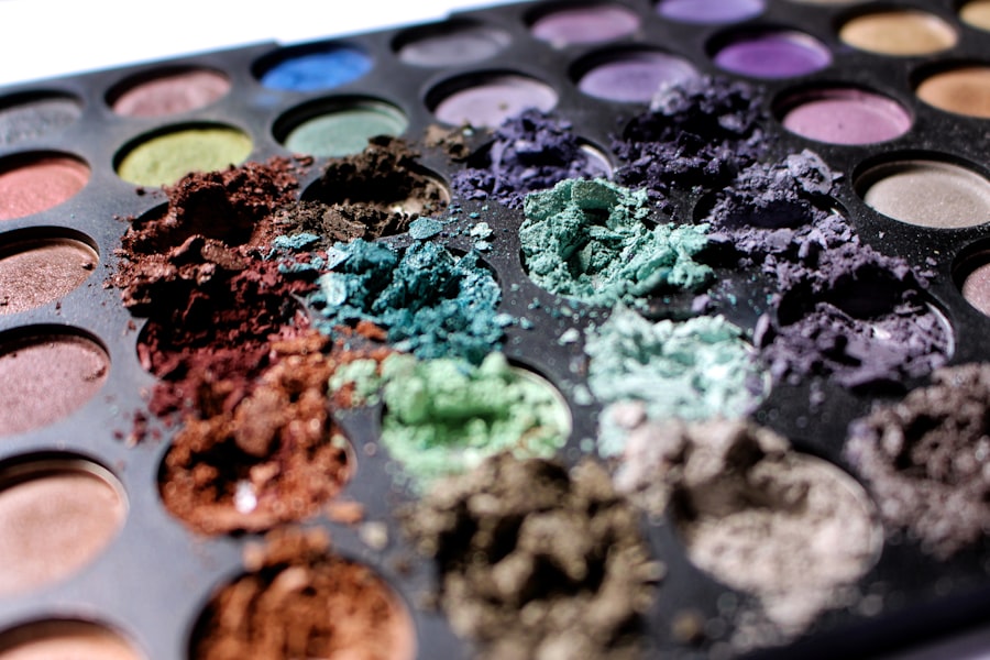 Photo synthetic dyes makeup