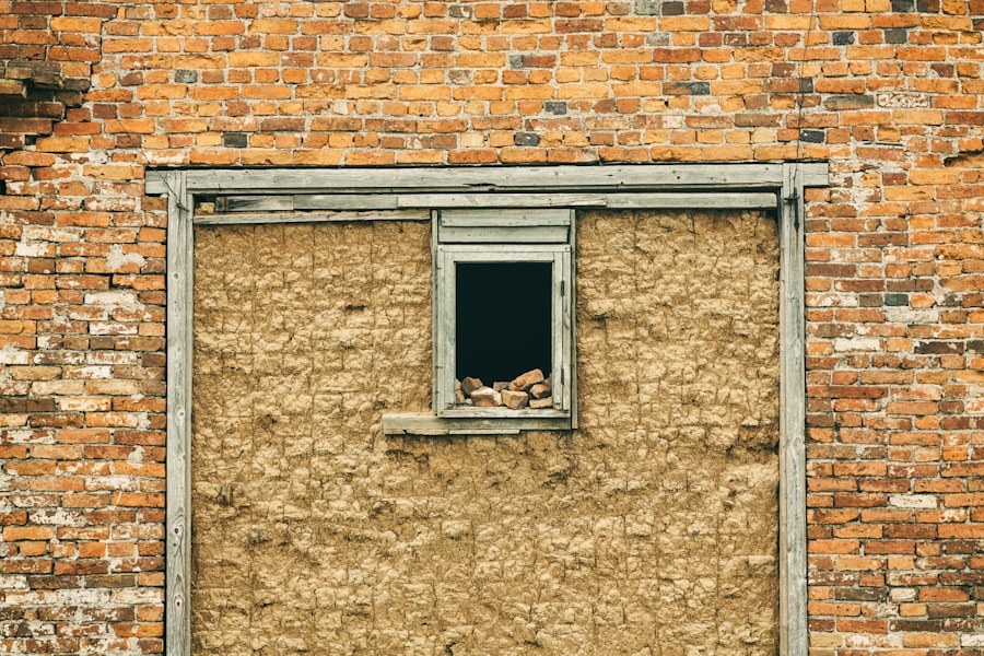 Photo brokerage window