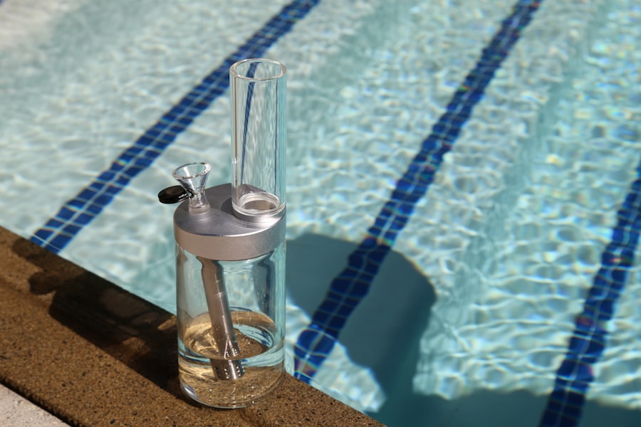 Photo gravity water filter