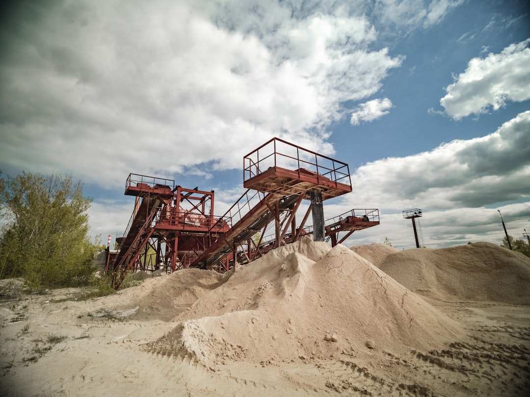 Photo sand mining