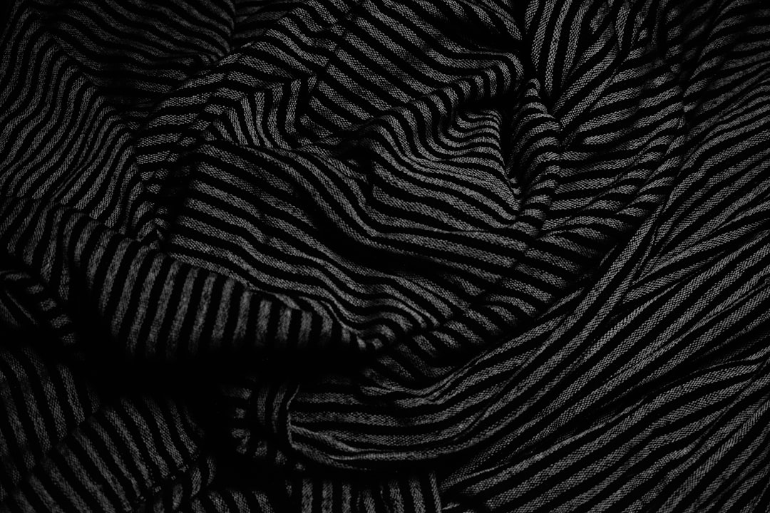 Photo dark patterns