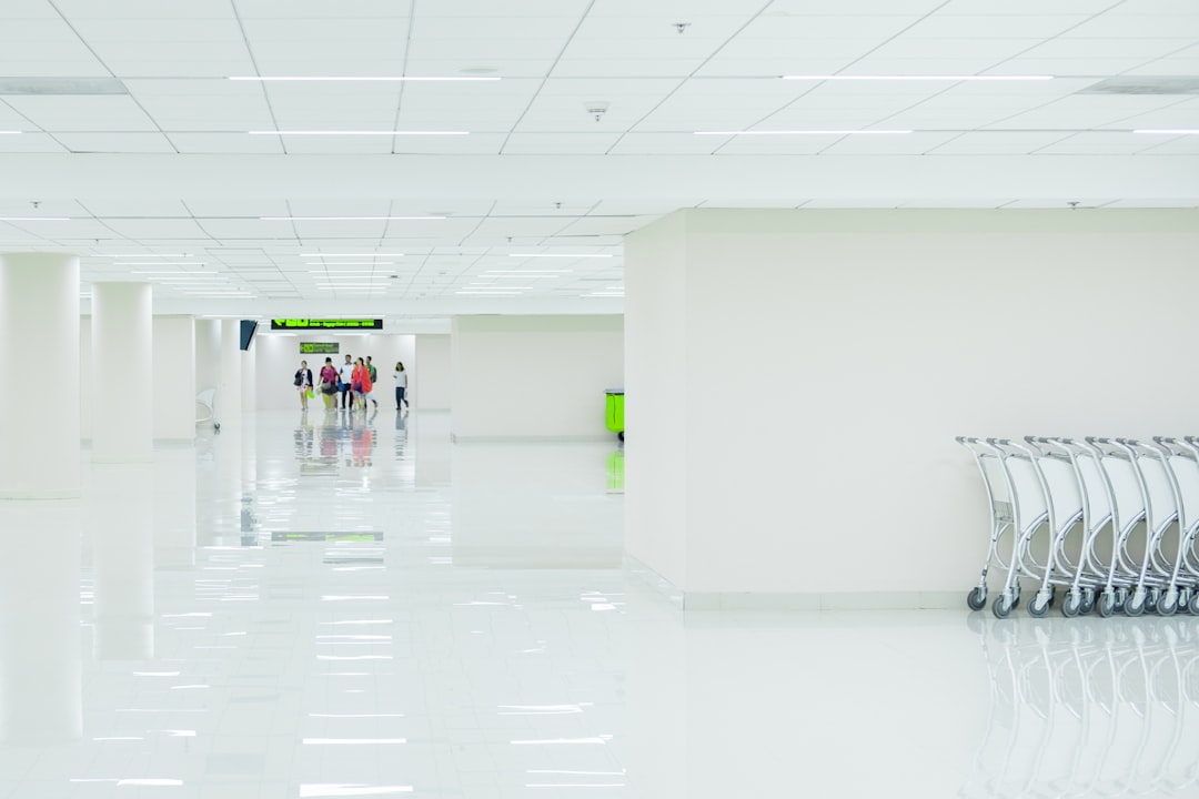 Photo hospital insurance money loop