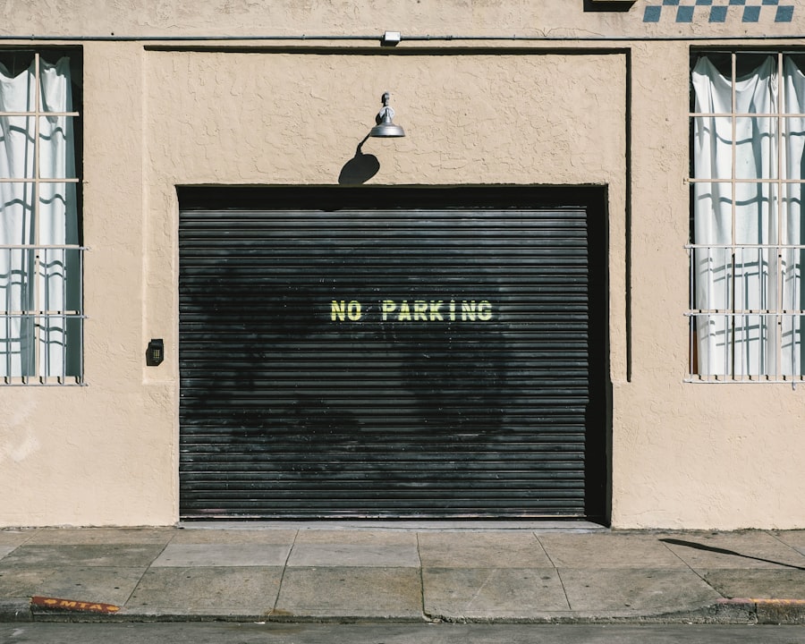 Photo parking minimums