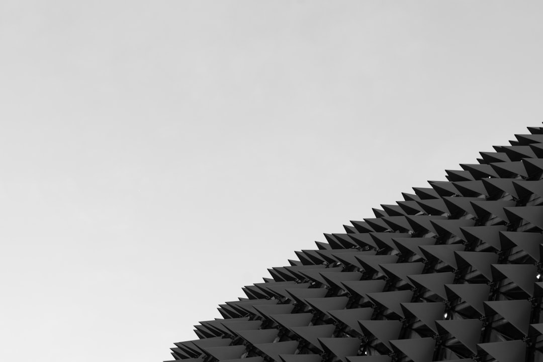 Photo graphene reinforced tire tread benefits