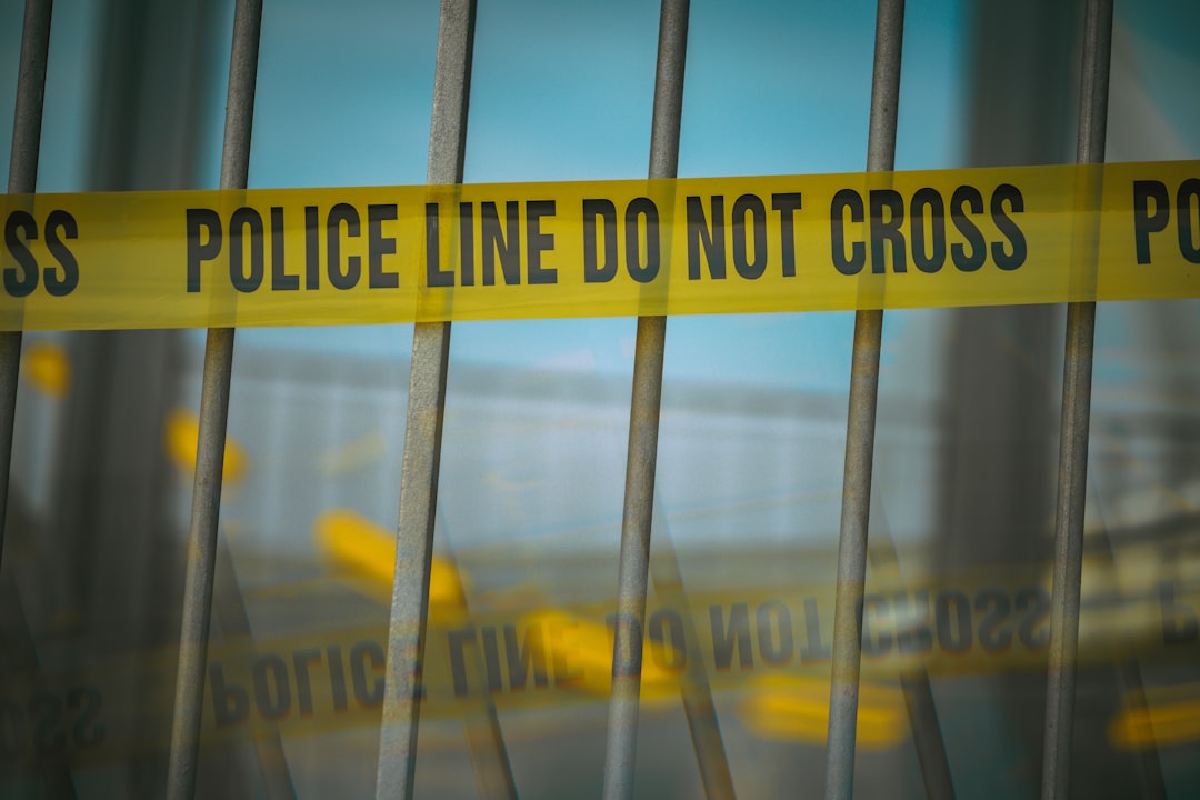 Photo police, yellow tape, stings